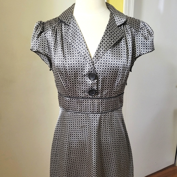 Vintage Studio Y Beautiful Satin Dress with Puffed Sleeve size 5 - Picture 6 of 16